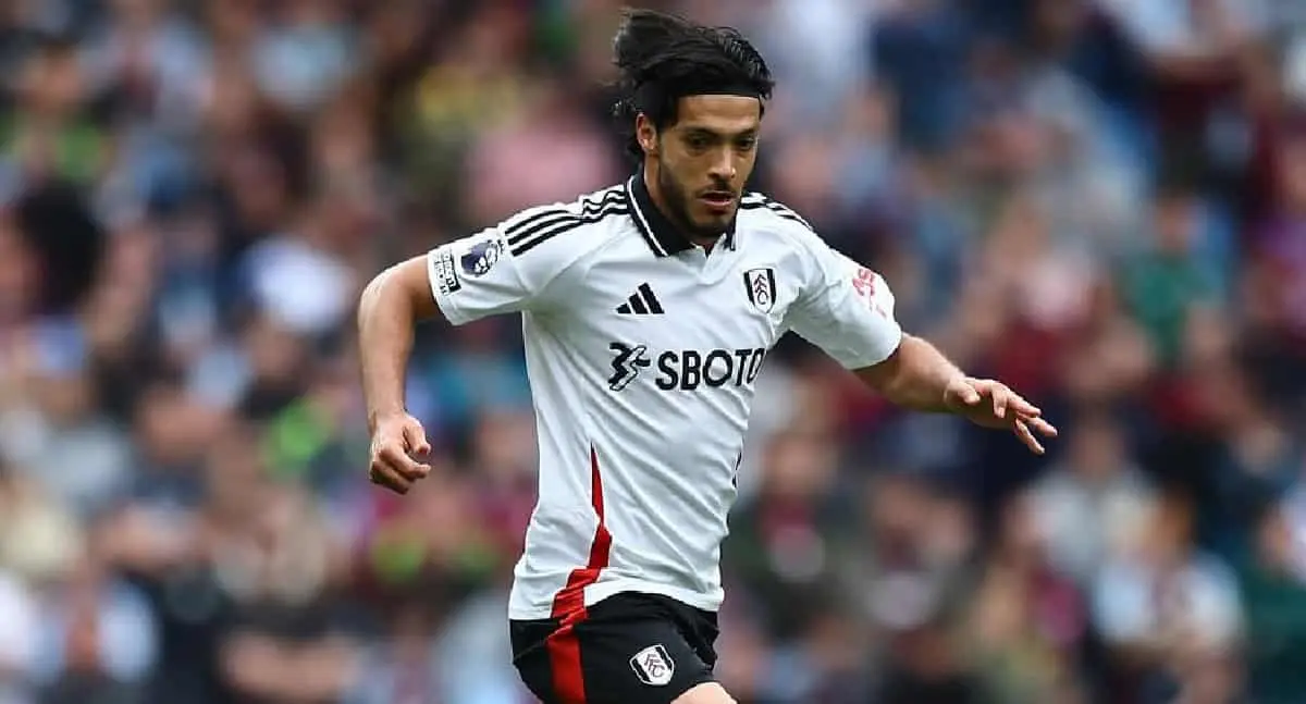 Raúl Jiménez marca golazo de tiro libre en amistoso con el Fulham