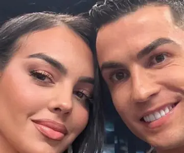 Cristiano Ronaldo le propone matrimonio a Georgina Rodríguez