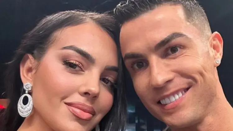Cristiano Ronaldo se compromete con Georgina Rodríguez. (Foto: Especial / EXPRESO)
