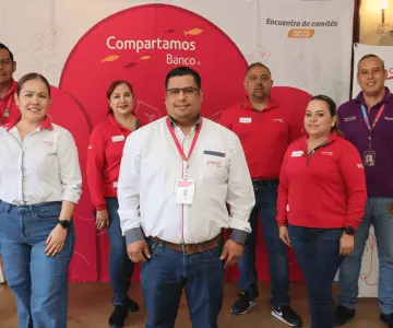 En Hermosillo reconocen a clientes destacados en Compartamos Banco