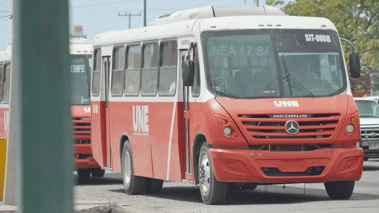 Operadores de transporte en Hermosillo se preparan para ofrecer un servicio más seguro