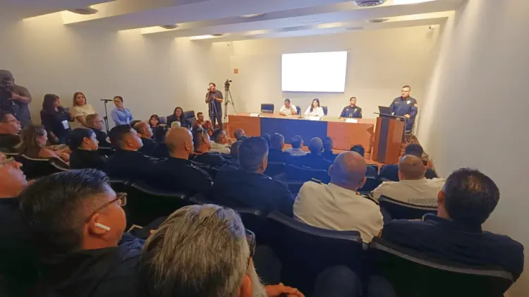 El sindicato de Bomberos expuso sus preocupaciones en el Congreso. (Foto: Especial)