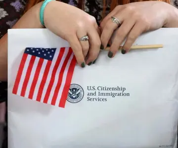 Nuevos requisitos complican la obtención de la ciudadanía en Estados Unidos