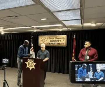 Autoridad del condado de Pima Arizona usó ChatGPT para identificar