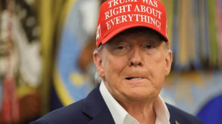 Donald Trump dijo que en un lapso de 50 días harán investigación a la importación de muebles