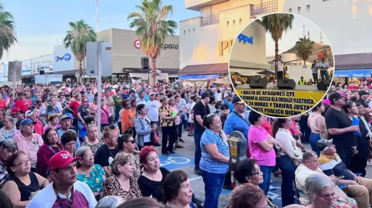 Miles tomaron las calles del Centro de Hermosillo. (Foto: Ayssa Coronado / EXPRESO)
