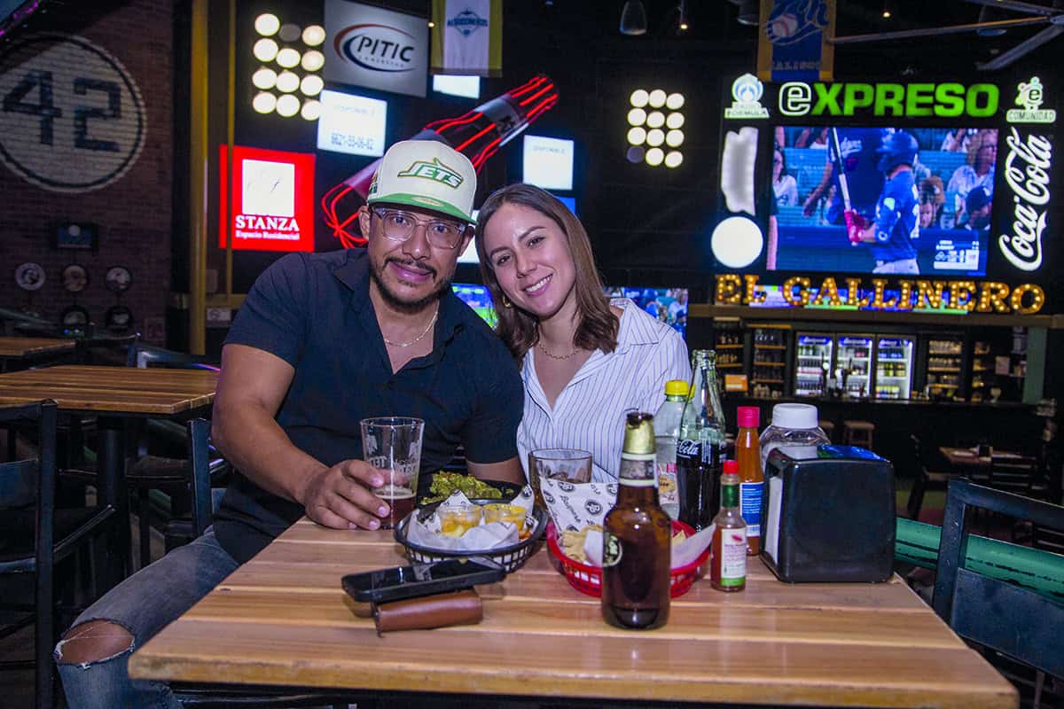 Cenando en un lugar armonioso