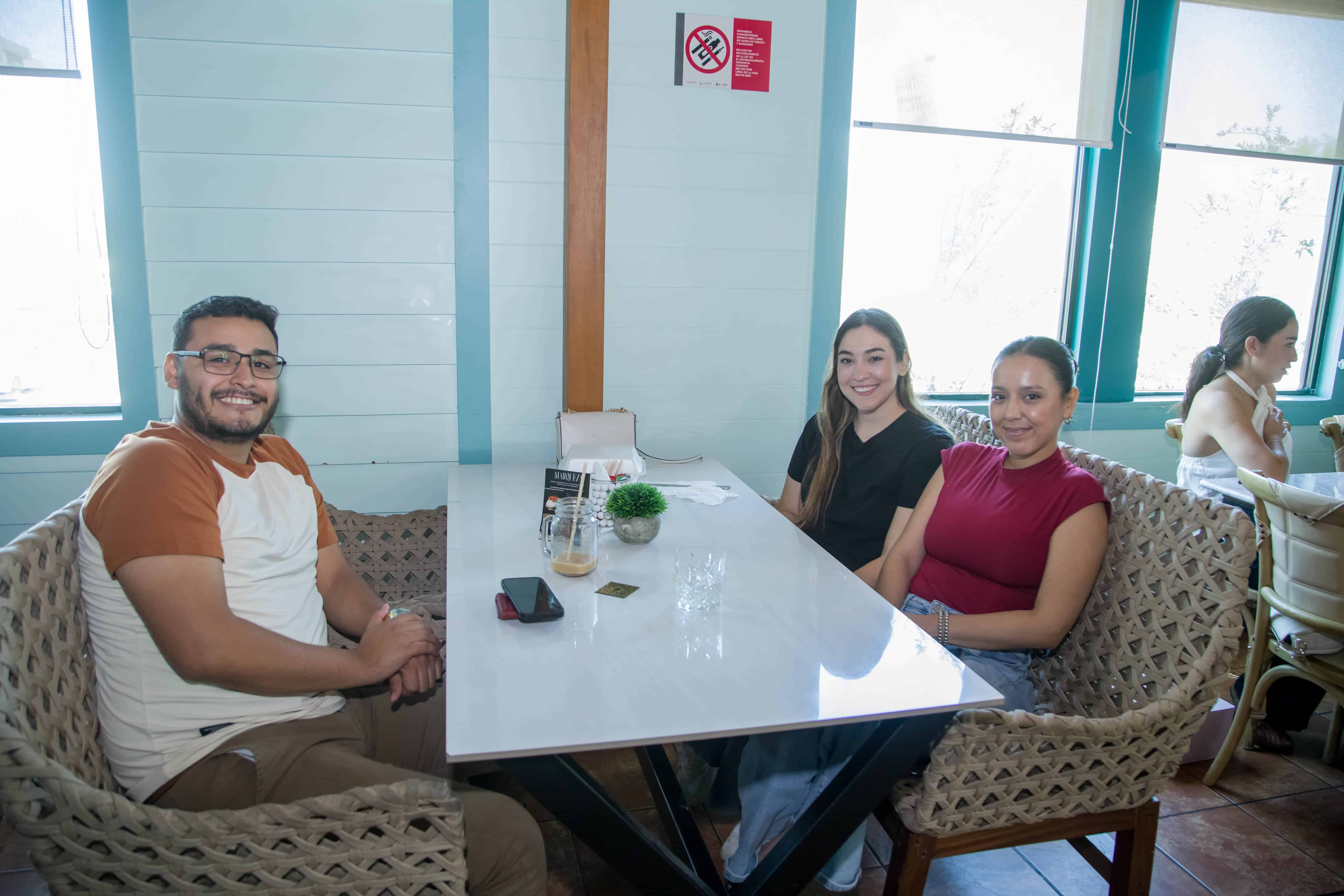 Conectan con los seres queridos