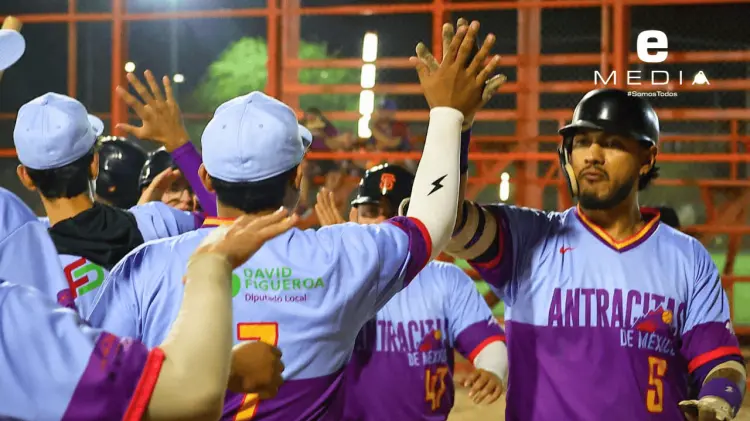 Antracitas de México alcanzó marca de 2-1 tras imponerse a Mariscos Los Ramones. (Cristian Ruiz)