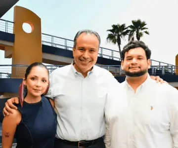 Proponen alternativas para rehabilitar puente peatonal frente a la Unison