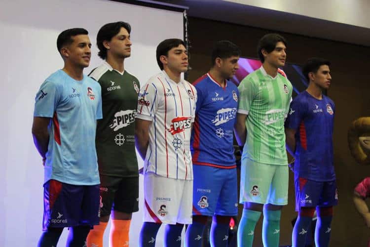 Nueva era de Cimarrones: así lucen los uniformes para temporada 2025-2026