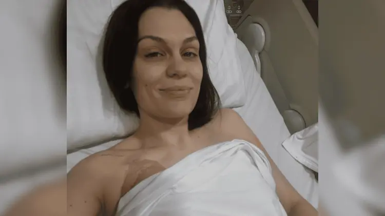 Jessie J se someterá a una segunda operación como parte de su tratamiento. (Instagram/jessiej)