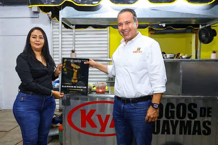 KyA Dogos recibe placa de ganador del Dogo Fest 2025 en Hermosillo