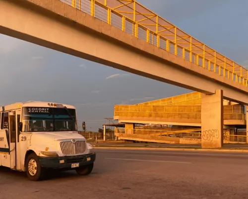 Puente peatonal de Ciudad Obregón no es usado por la ciudadanía