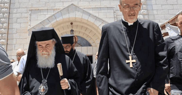 Complejos de la iglesia católica y ortodoxa tienen a más de 600 refugiados