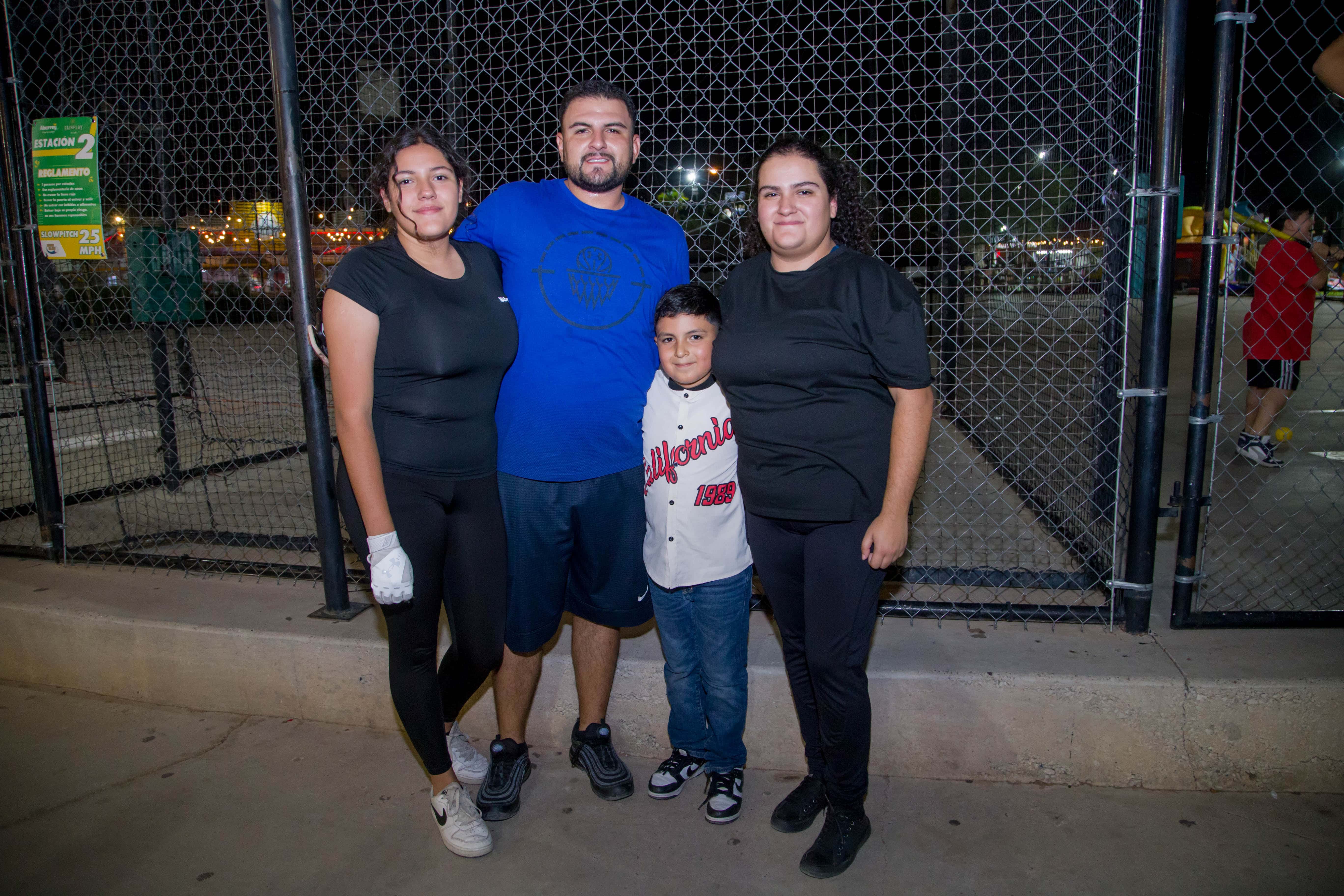 Llevan a la familia a pasar la noche