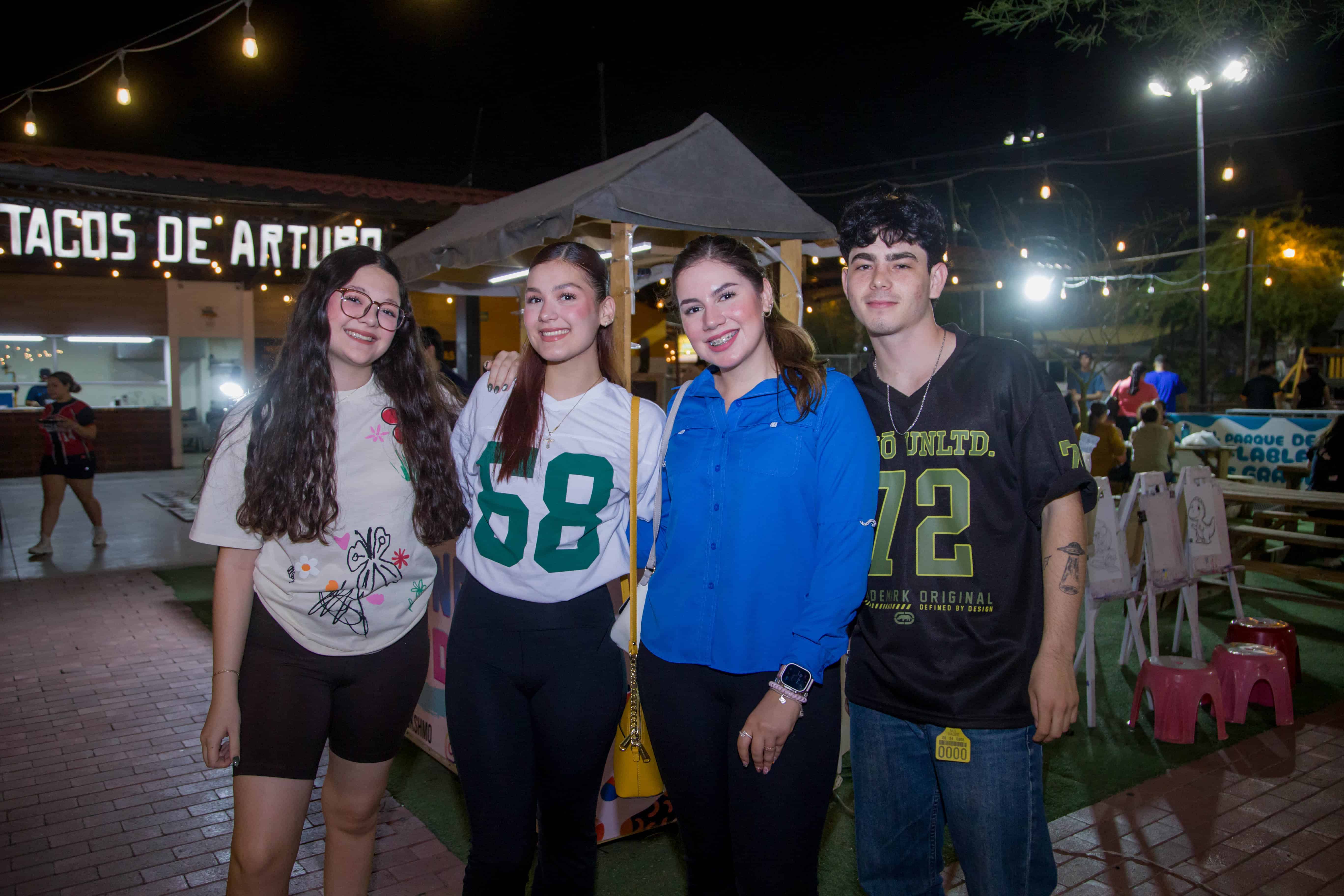 Llevan a la familia a pasar la noche