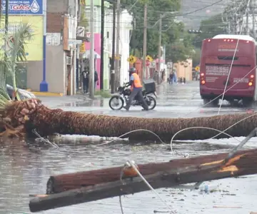 Alerta azul en Sonora por tormenta tropical Lorena