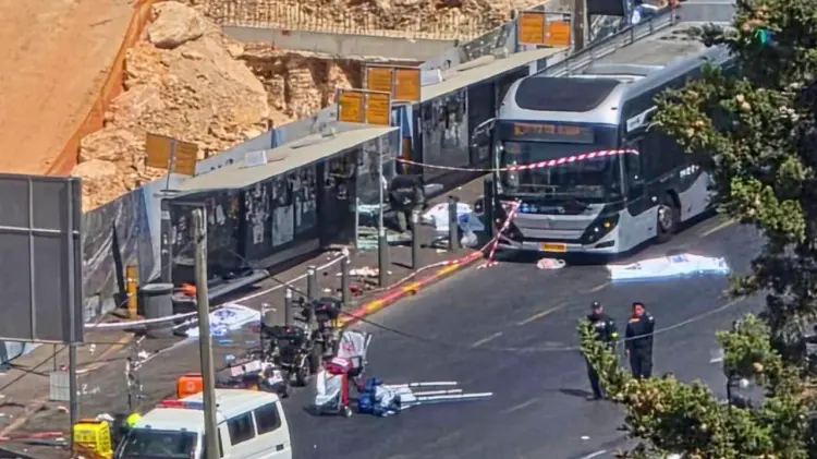 Tiroteo en un autobús y parada deja cinco muertos. (Foto: Especial/Cortesía)