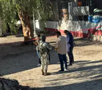 Hallan botellas con combustible en primaria Vicente Guerrero de Hermosillo