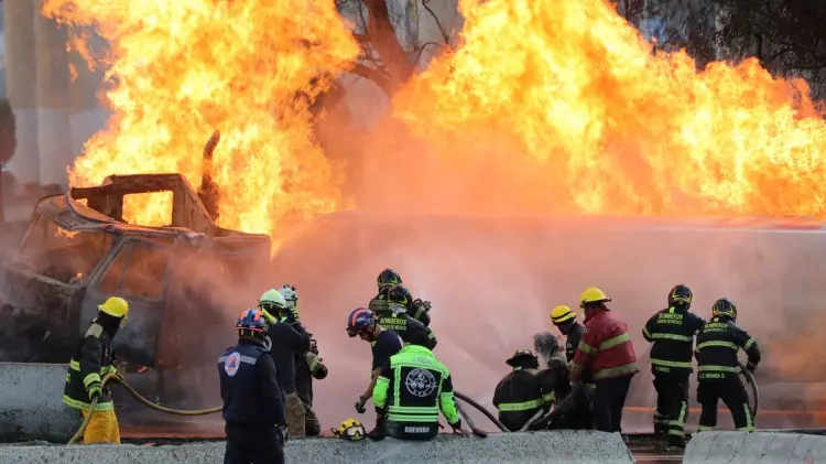 Sube a 10 la cifra de muertos por explosión de pipa en Iztapalapa