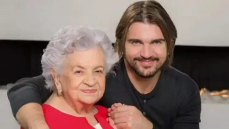 El cantante mantenía una estrecha relación con su madre. (FOTOS: ESPECIAL / EXPRESO)