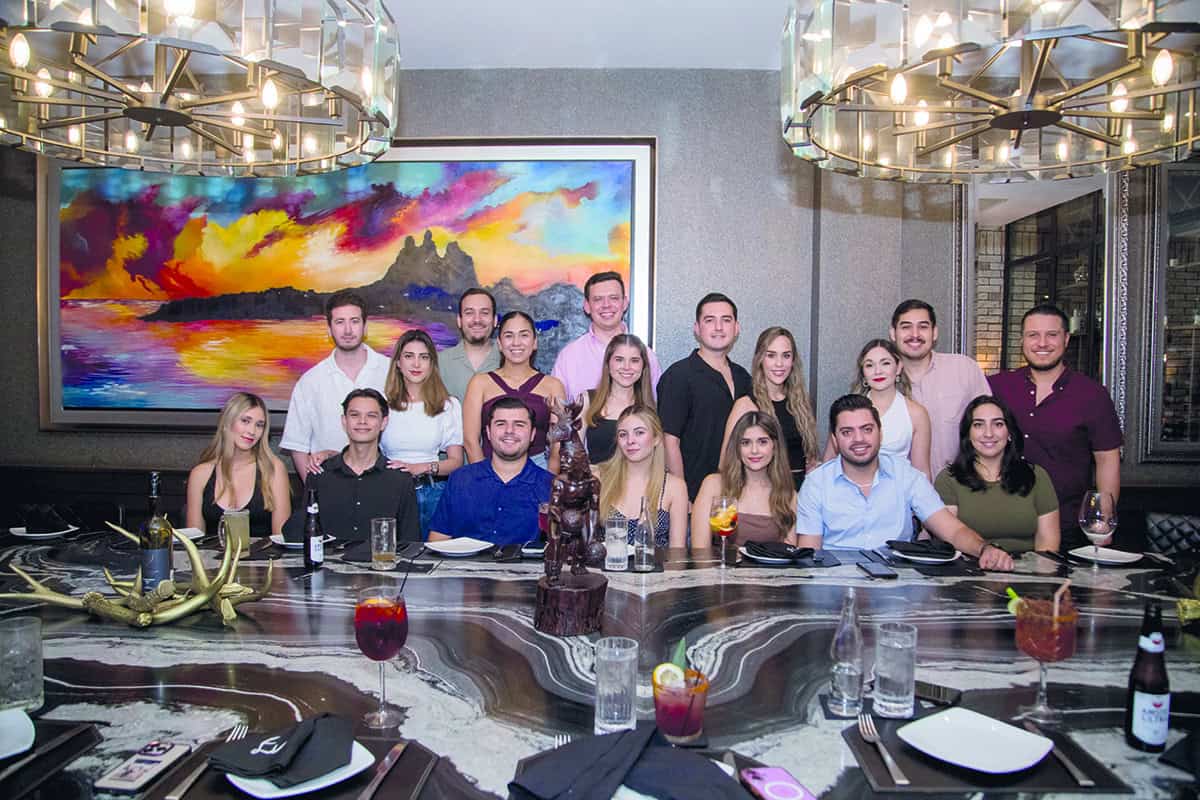 Disfrutan la unión familiar en Mochomos Fusión Sonorense