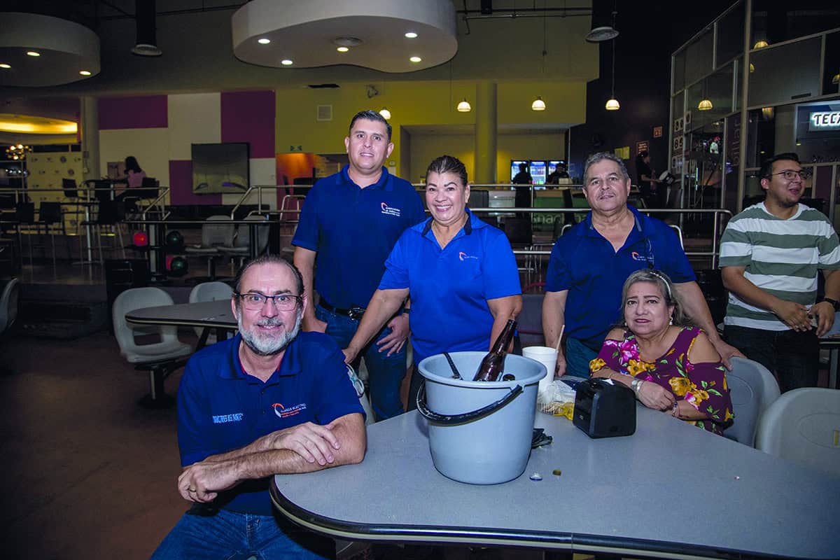 Ponen en juego su amistad en Bol 300