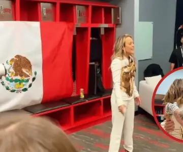"Nada nos detiene", Fey interpretó el Himno Nacional, pero fuera del ring
