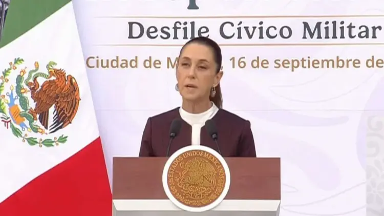 Presidenta Sheinbaum encabeza Desfile Cívico Militar. (Foto: Especial / EXPRESO)
