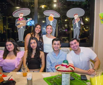 Se llena de cumpleaños en Gastronora
