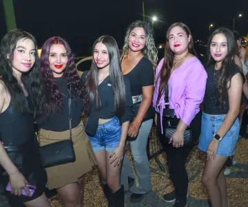 Ha*Ash canta con el alma en su presentación