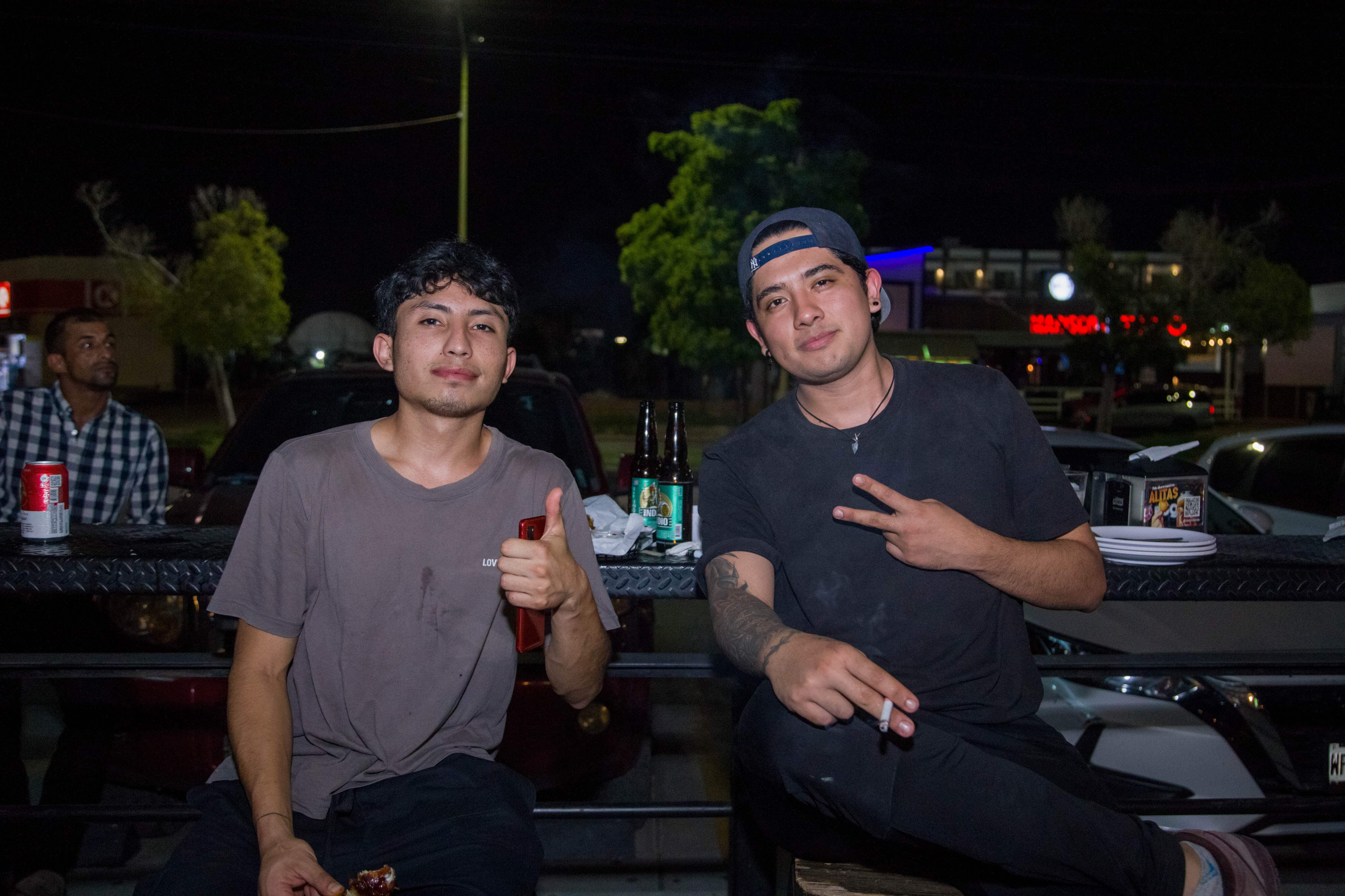 Brillan junto a su bebida favorita de Buqui Bichi Brewing