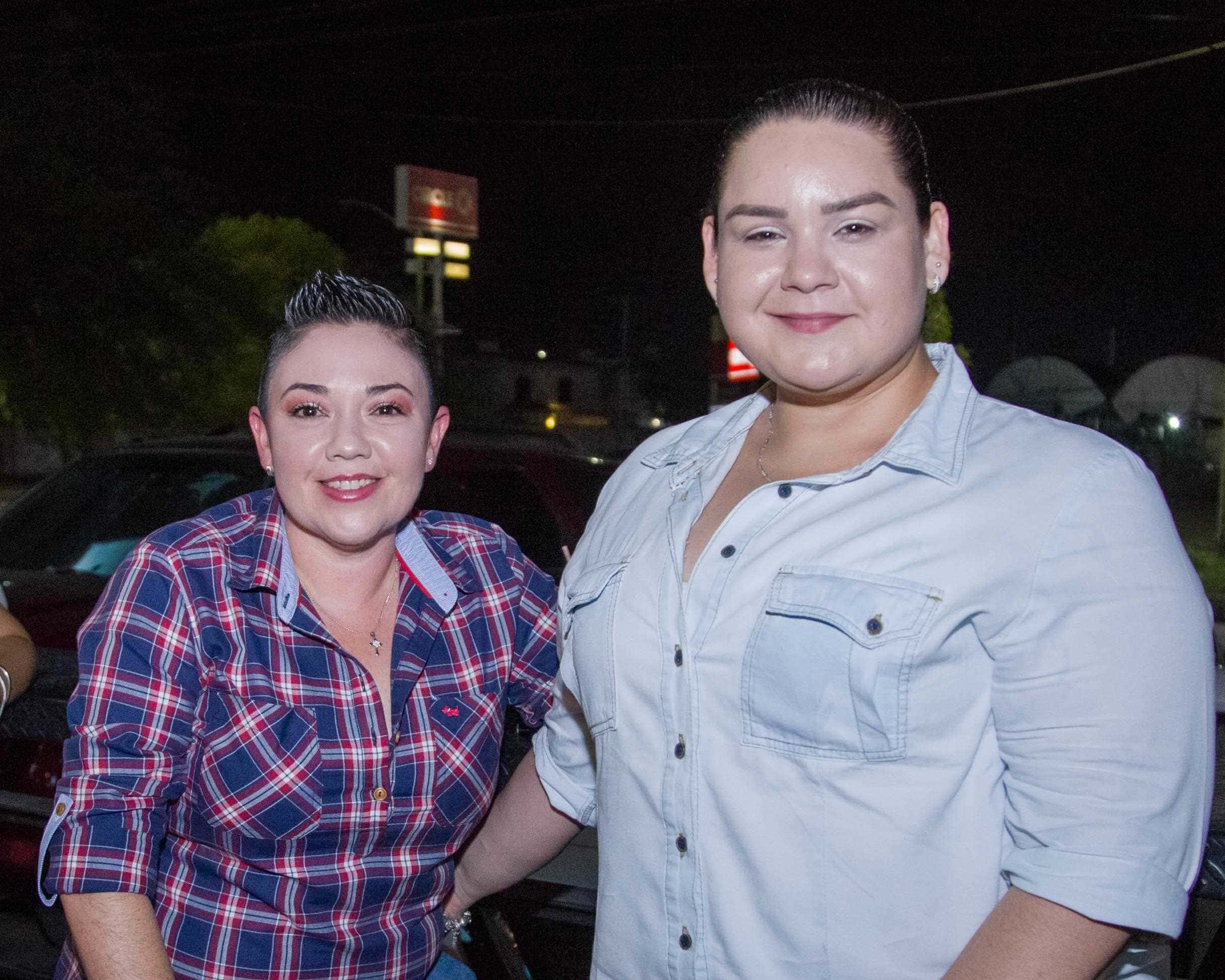 Brillan junto a su bebida favorita de Buqui Bichi Brewing