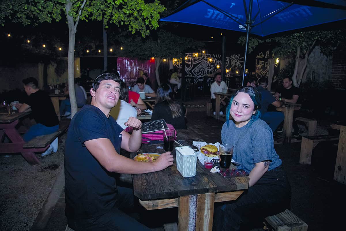 Disfrutan una reunión inolvidable en Mercado H69