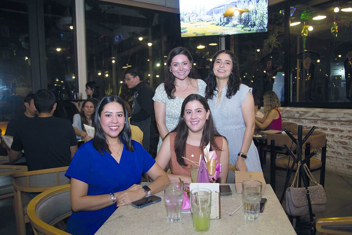 En Gastronora hubo celebraciones con mucha alegría