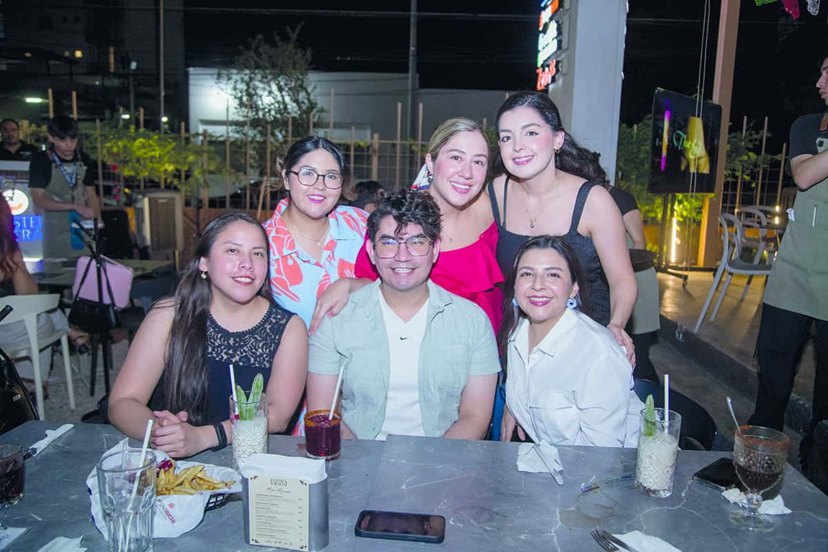 En Gastronora hubo celebraciones con mucha alegría