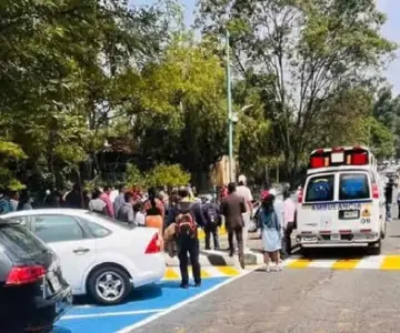 Estudiante muere apuñalado en CCH Sur; agresor intentó suicidarse