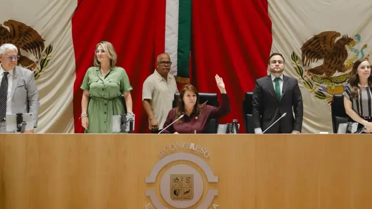 Sesión de este miércoles en el Congreso del Estado. (Foto: Cortesía / EXPRESO)