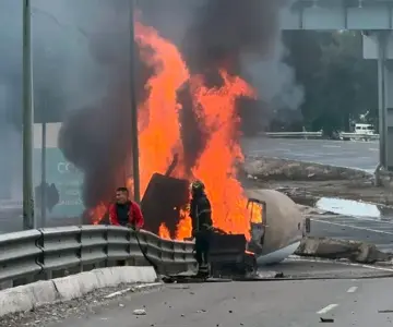 Suman 30 las víctimas mortales por explosión de pipa en Iztapalapa