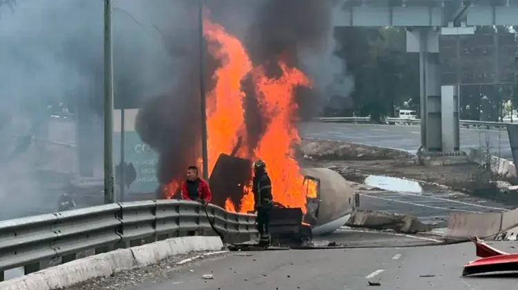 Explosión de pipa en Iztapalapa: 30 muertos confirmados.