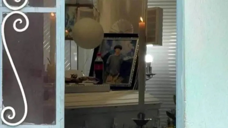 Abuelitos lo recibieron con frituras y refresco. (Foto: Agencia Reforma / EXPRESO)