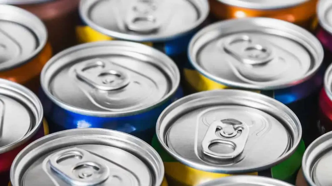Prohibición no basta: piden más educación sobre bebidas energéticas