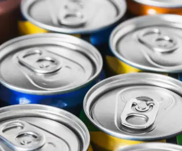 Prohibición no basta: piden más educación sobre bebidas energéticas