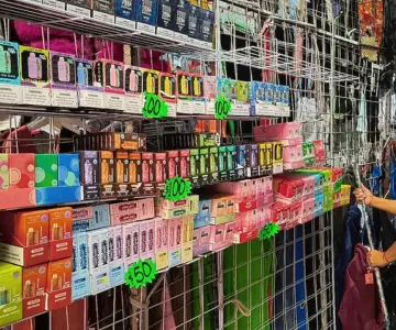 Proponen hasta 8 años de cárcel por vender vapeadores en México
