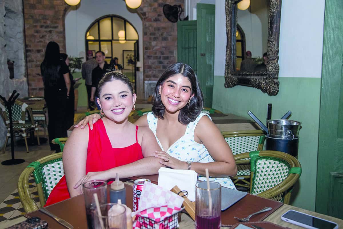 Llenan el lugar de cumpleañeros en Casona Obregón 55