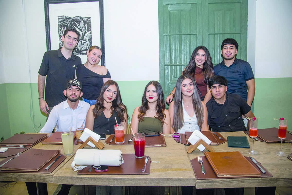 Llenan el lugar de cumpleañeros en Casona Obregón 55