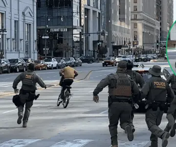 VIDEO: Repartidor logra escapar de agentes del ICE en Chicago