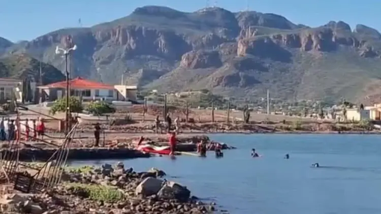Cuerpos de emergencia realizaron un operativo el día de ayer. (Foto: Cortesía / EXPRESO)