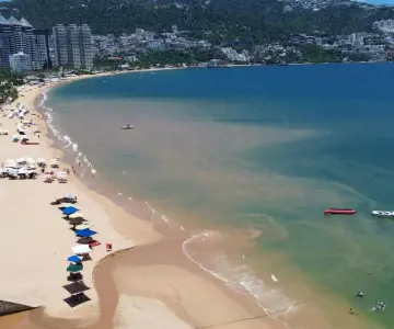 Cámara de Diputados aprueba acceso gratuito a playas